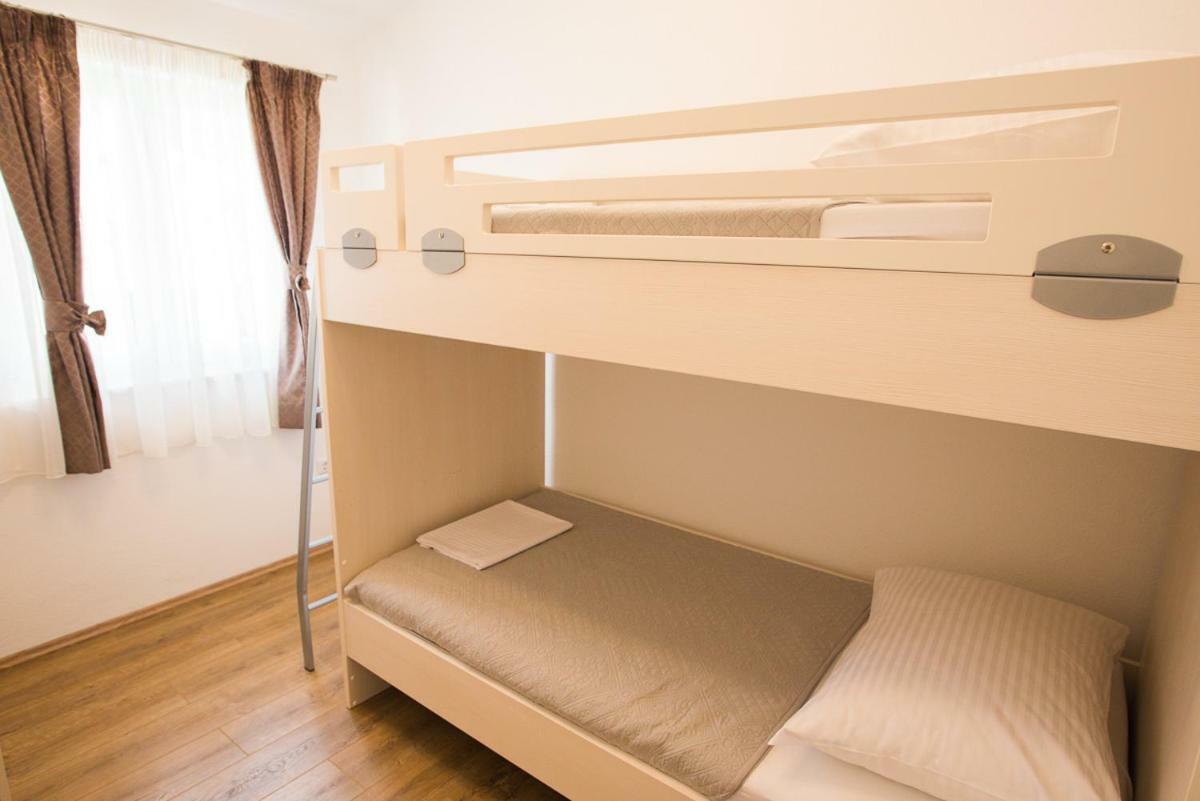 Apartments Cambio Kaštela Esterno foto